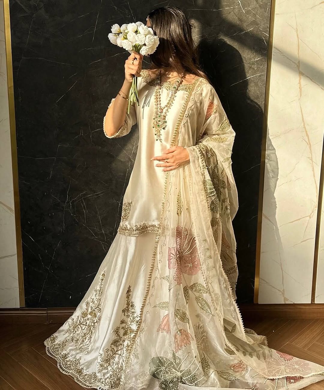 Dreamy - Nikah Sharara alternate view