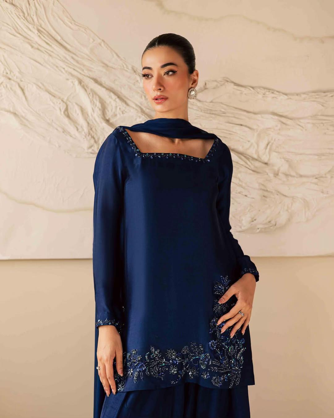 BLUE FARSHI alternate view