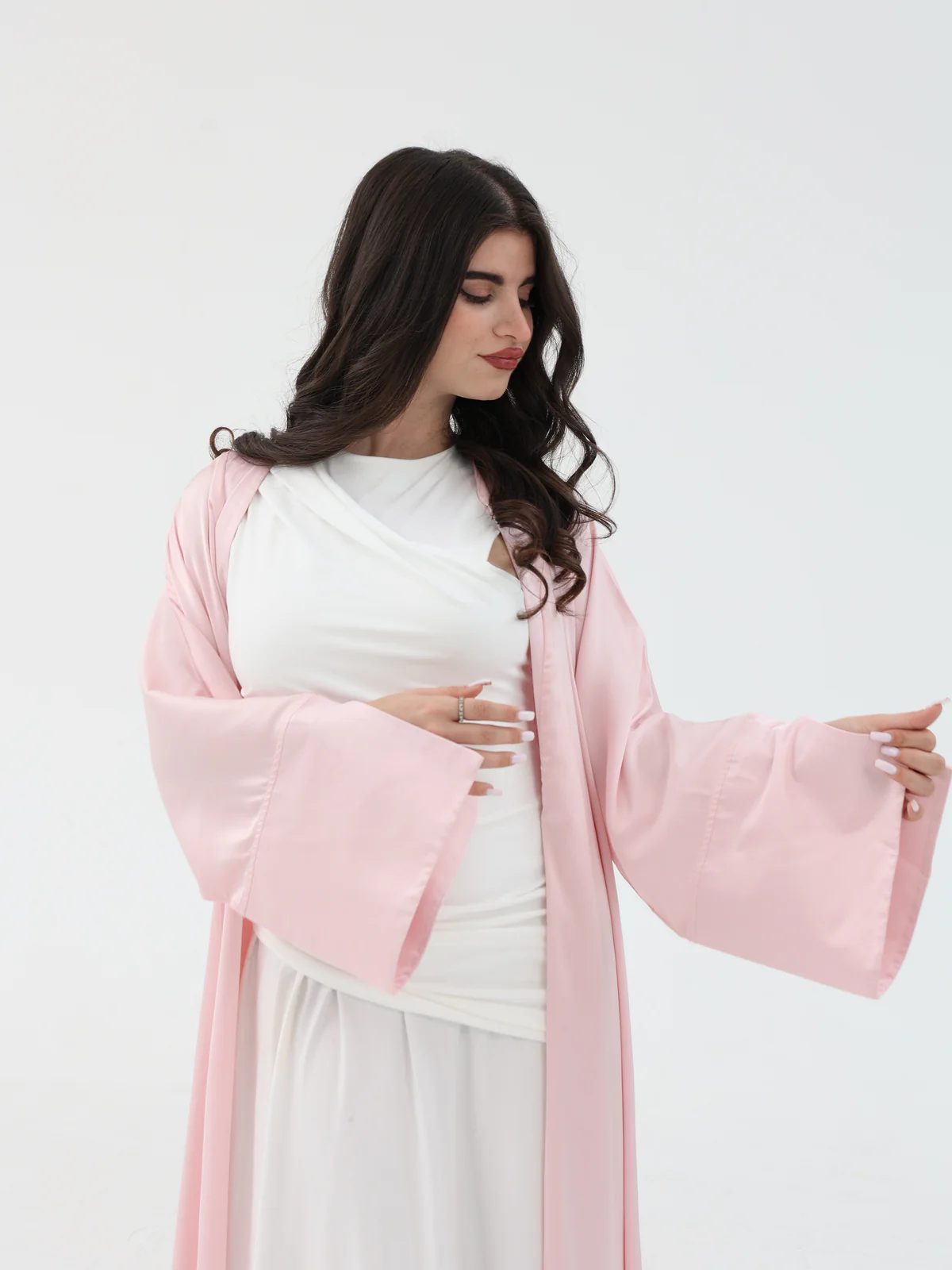 LILLY – Pink Luxury Kimono-Style Abaya alternate view